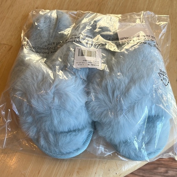 LC Lauren Conrad X-Band Faux Fur Slippers - Picture 2 of 4